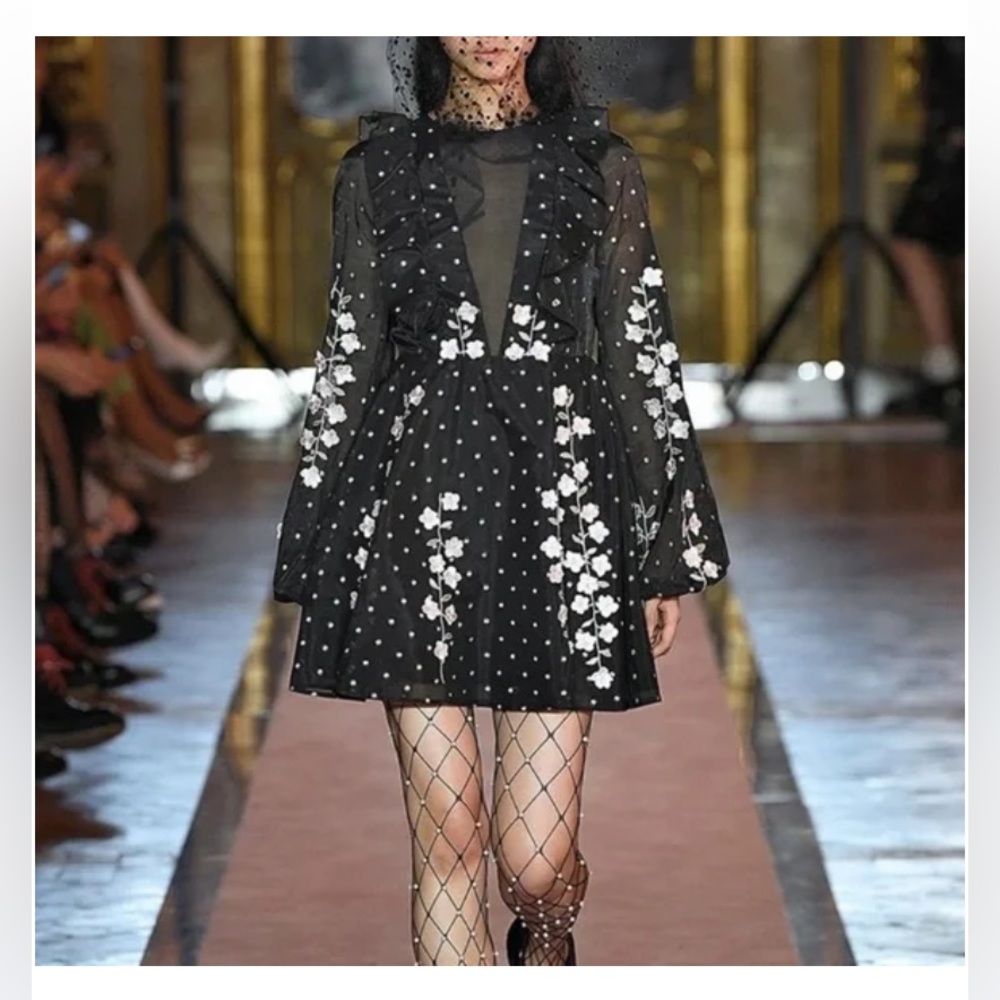 GIAMBATTISTA VALLI H&M EMBROIDERED POLKA DRESS S
